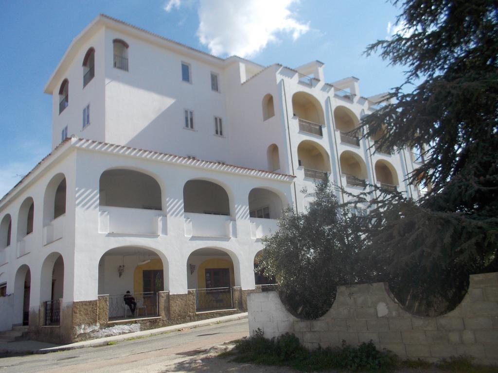 Hotel Sa 'E Jana Orgosolo Esterno foto