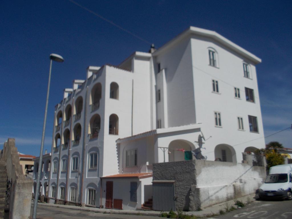 Hotel Sa 'E Jana Orgosolo Esterno foto