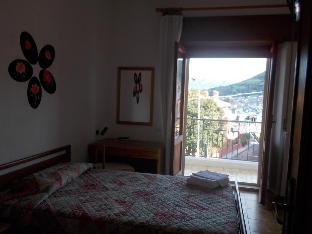 Hotel Sa 'E Jana Orgosolo Esterno foto