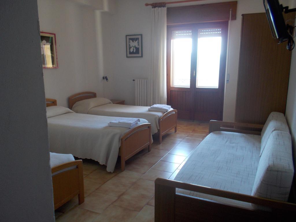 Hotel Sa 'E Jana Orgosolo Esterno foto